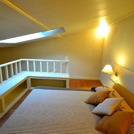 Warm Holiday Home In Foiano Della Chiana Tuscany With A Lake