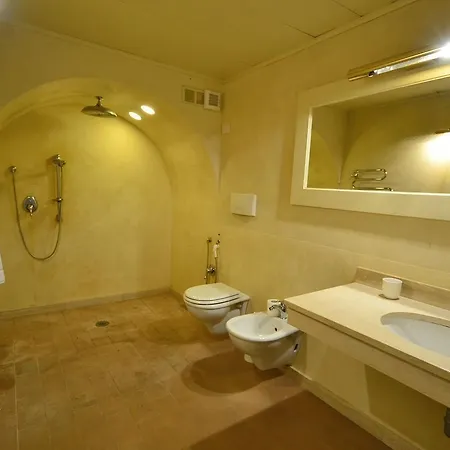 Warm Holiday Home In Foiano Della Chiana Tuscany With A Lake
